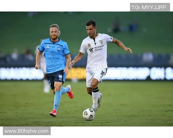 惠灵顿凤凰与墨尔本城精彩对决比分揭晓赛事回顾与分析